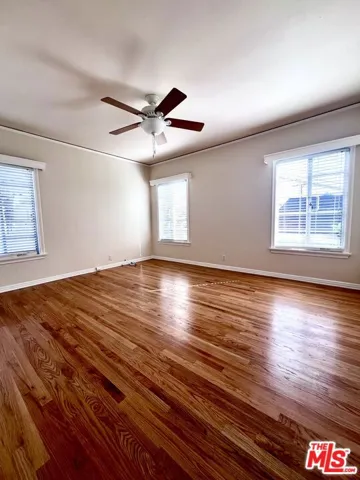 374 S La Jolla Avenue, Los Angeles, California 90048