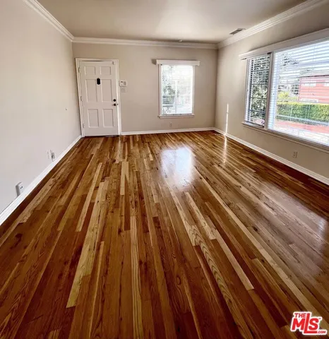 374 S La Jolla Avenue, Los Angeles, California 90048