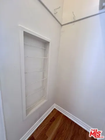 374 S La Jolla Avenue, Los Angeles, California 90048
