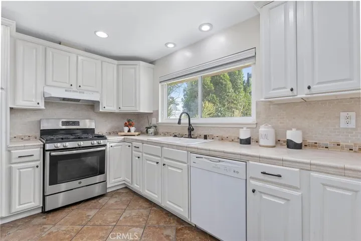 7334 Bothwell Road, Reseda, California 91335
