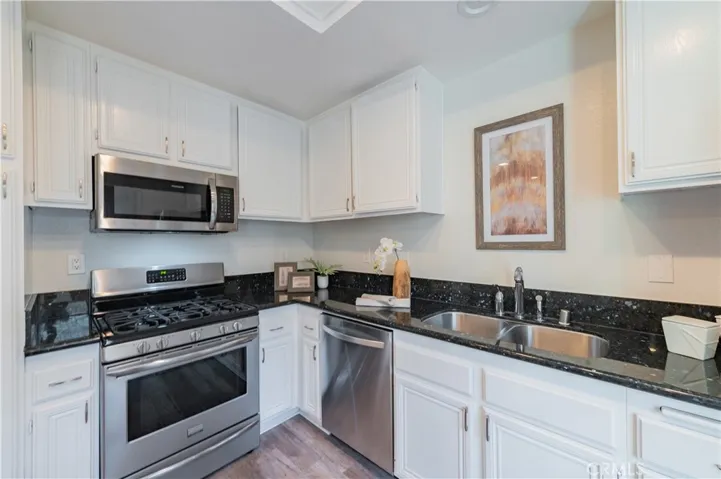 114 Monroe 144, Irvine, California 92620