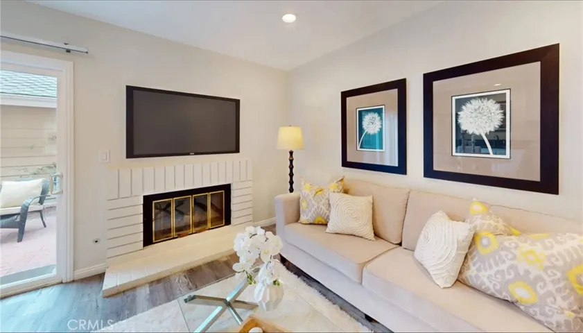 114 Monroe 144, Irvine, California 92620