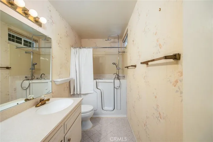27878 Stratford Street, Highland, California 92346