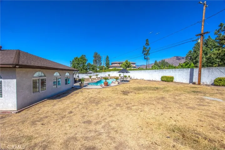 27878 Stratford Street, Highland, California 92346