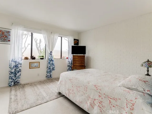 Photo of bedroom from entrance to room.