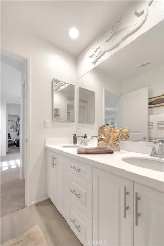 4962 Impatiens Circle, Jurupa Valley, California 91752