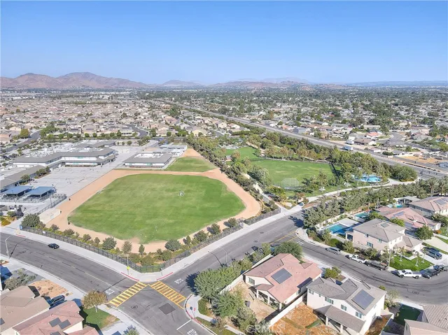 4962 Impatiens Circle, Jurupa Valley, California 91752