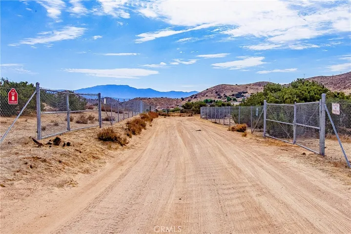 1 Eagle Butte Road, Palmdale, California 93551