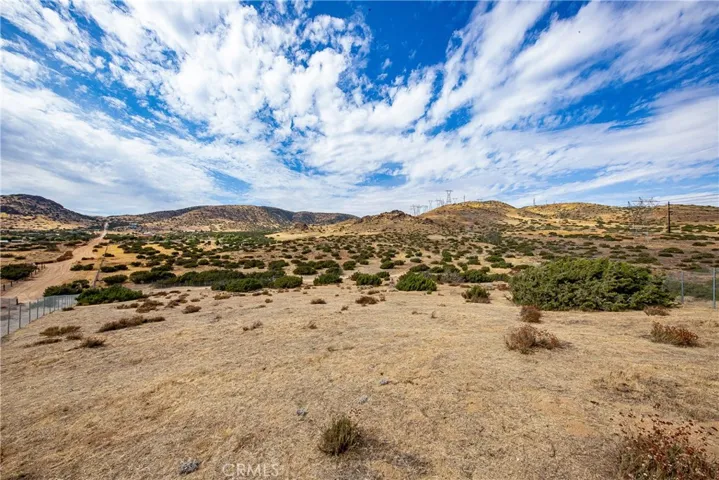 1 Eagle Butte Road, Palmdale, California 93551