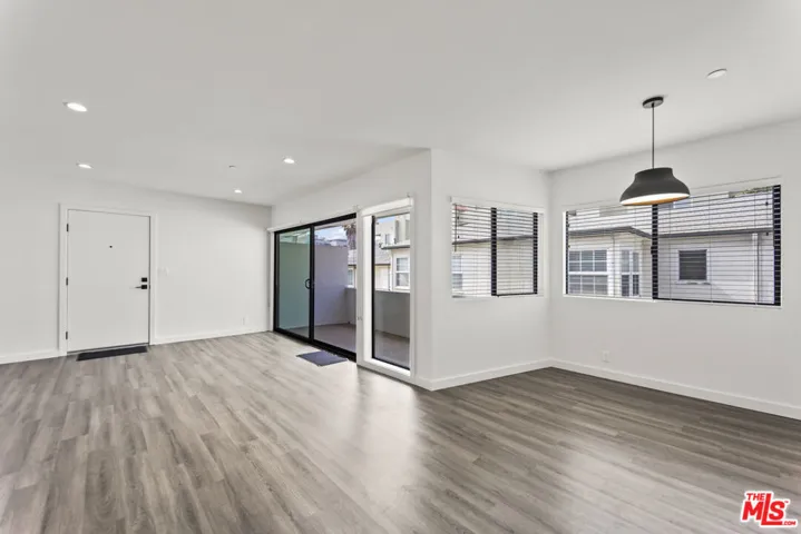 1254 9th Street H, Santa Monica, California 90401