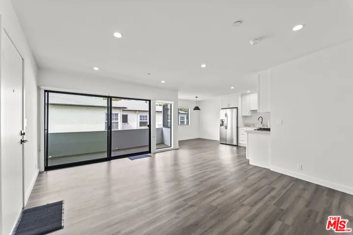 1254 9th Street H, Santa Monica, California 90401