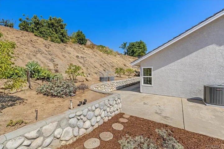 2774 Jody Place, Escondido, California 92027