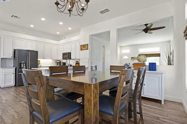 1835 Lone Fox Ct, Tracy, California 95376