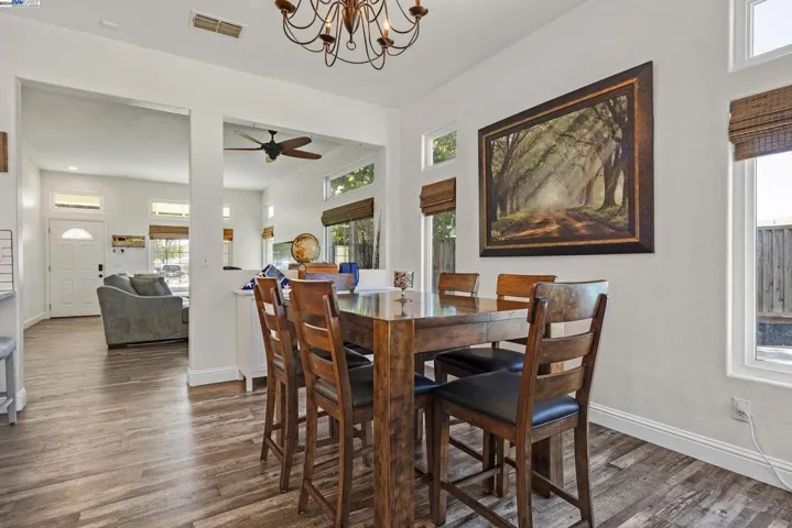 1835 Lone Fox Ct, Tracy, California 95376