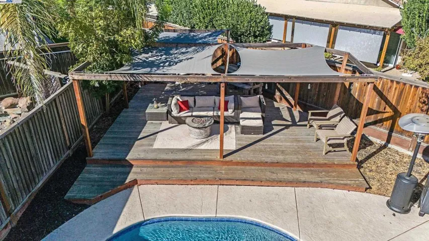 1835 Lone Fox Ct, Tracy, California 95376