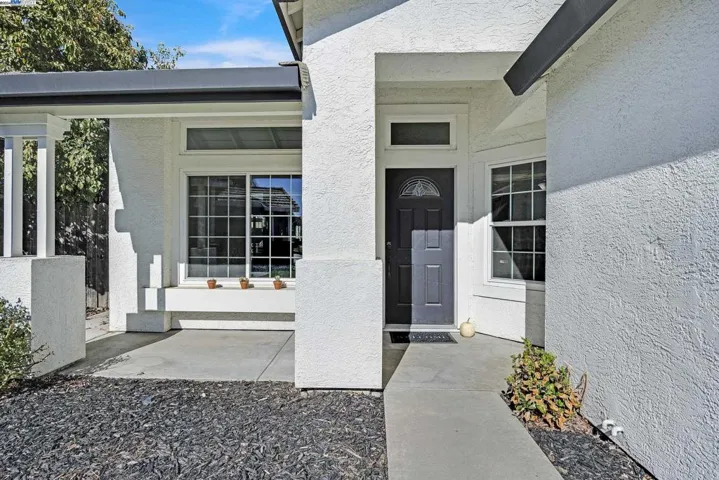1835 Lone Fox Ct, Tracy, California 95376