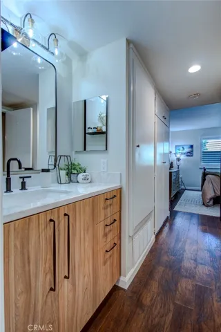 17522 Vandenberg Lane 6, Tustin, California 92780