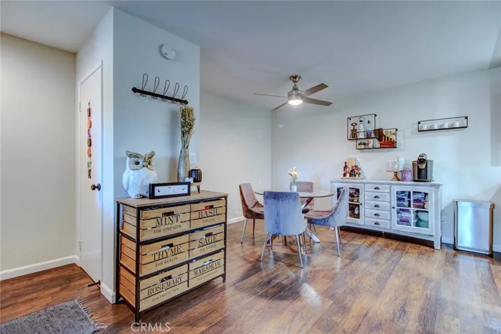 17522 Vandenberg Lane 6, Tustin, California 92780