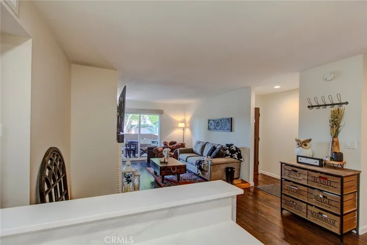 17522 Vandenberg Lane 6, Tustin, California 92780