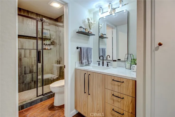 17522 Vandenberg Lane 6, Tustin, California 92780