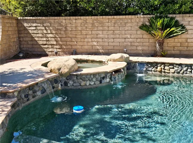 20958 Susan Carole Drive, Saugus, California 91350