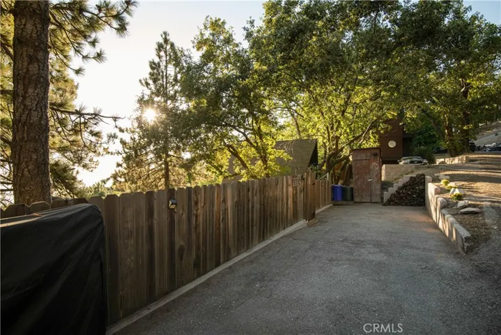 30733 Knoll View Drive, Running Springs, California 92382