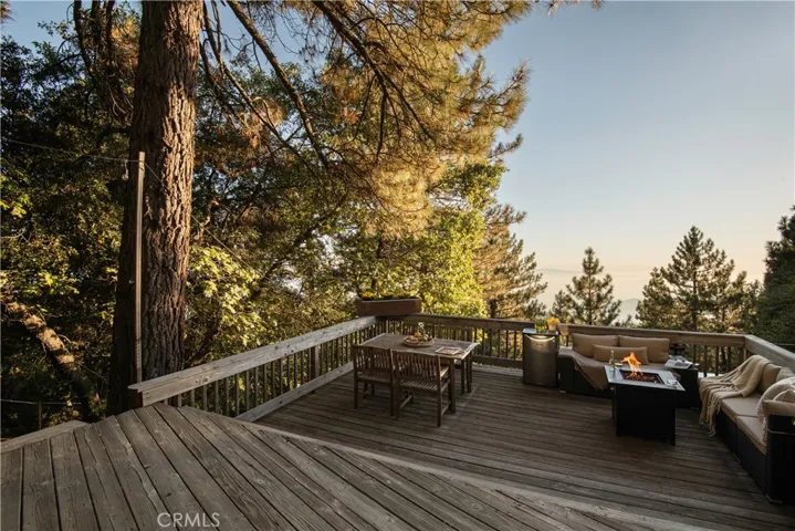 30733 Knoll View Drive, Running Springs, California 92382