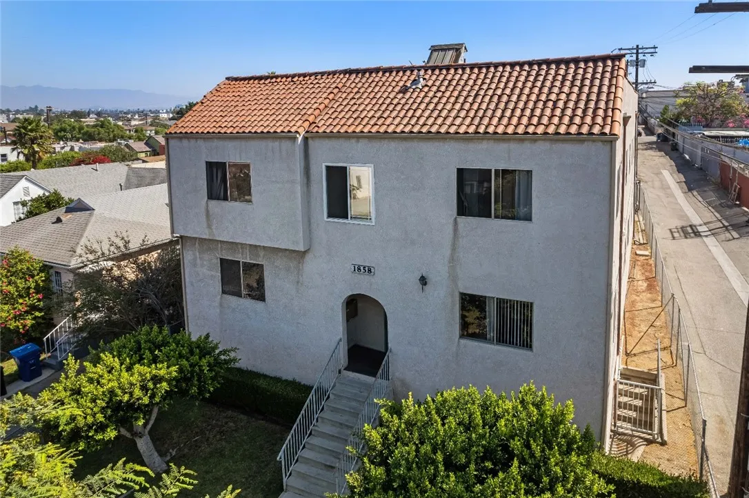 1858 S Orange Drive, Los Angeles, California 90019 home-pic-1