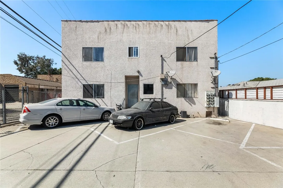 1858 S Orange Drive, Los Angeles, California 90019 home-pic-12