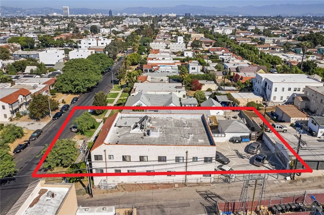 1858 S Orange Drive, Los Angeles, California 90019 home-pic-16