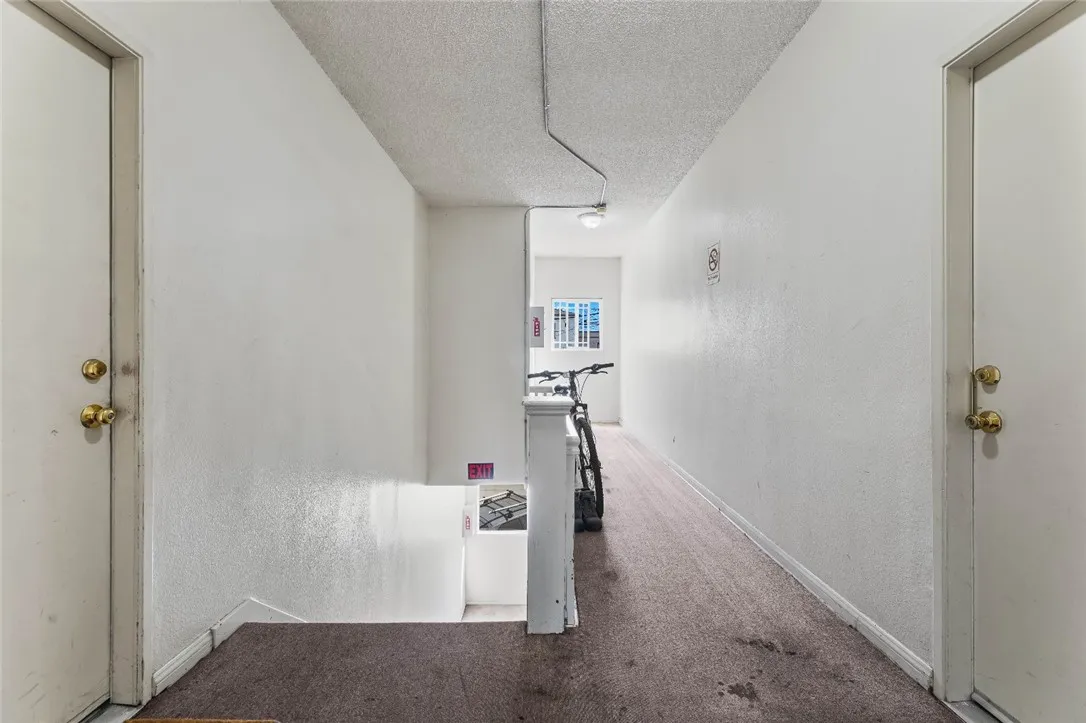1858 S Orange Drive, Los Angeles, California 90019 home-pic-11