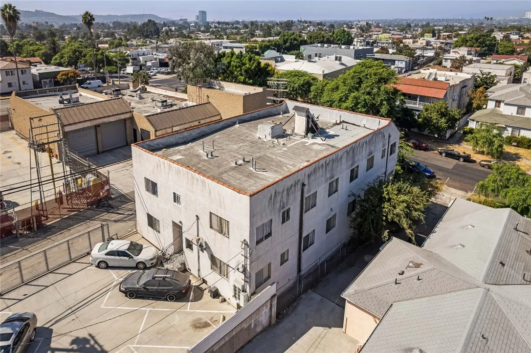 1858 S Orange Drive, Los Angeles, California 90019 home-pic-14