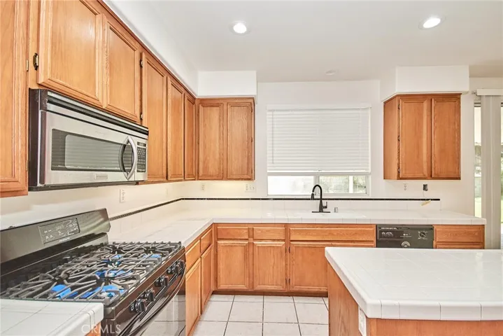 8428 Lindenhurst Street, Riverside, California 92508
