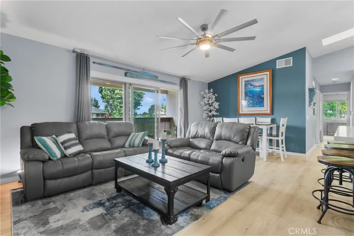 8888 Lauderdale Court 216g, Huntington Beach, California 92646