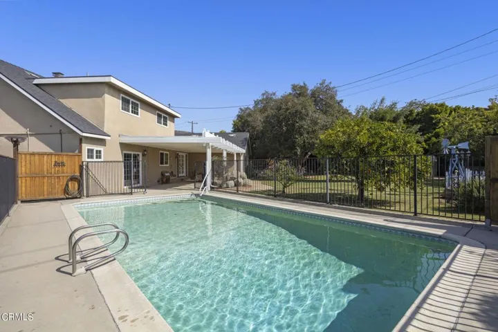 45-web-or-mls-Upmarketmedia_4486Woo-183