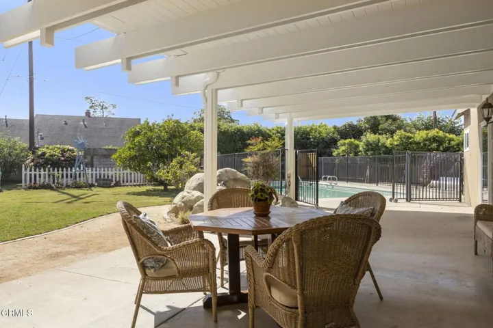 50-web-or-mls-Upmarketmedia_4486Woo-197
