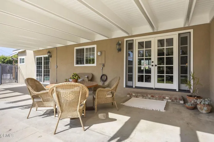 49-web-or-mls-Upmarketmedia_4486Woo-194