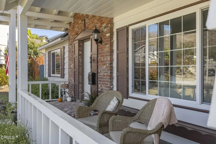 4-web-or-mls-Upmarketmedia_4486Woo-11