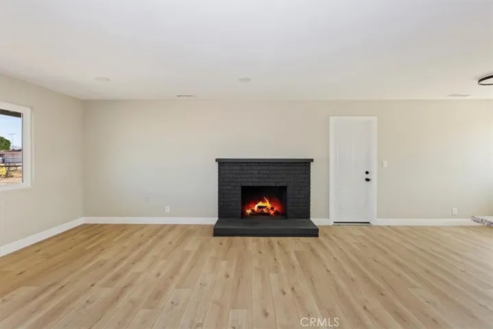 22161 Kayenta Road, Apple Valley, California 92308