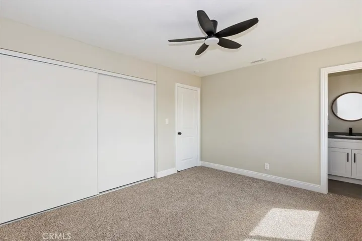 22161 Kayenta Road, Apple Valley, California 92308