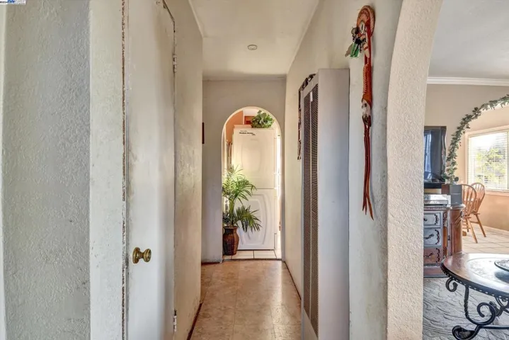 22808 Upland Way, Hayward, California 94541