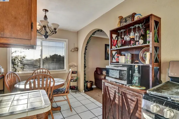 22808 Upland Way, Hayward, California 94541