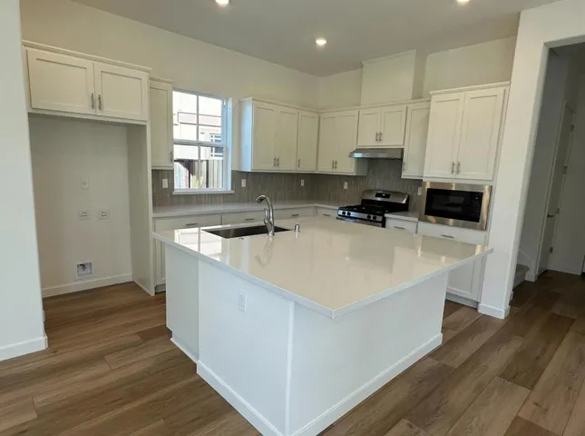 1809 Alvarado Street, Petaluma, California 94952