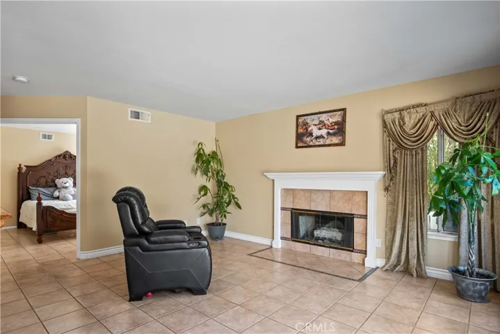 36757 33rd Street E, Palmdale, California 93550