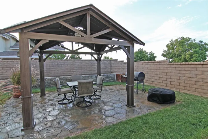 36757 33rd Street E, Palmdale, California 93550