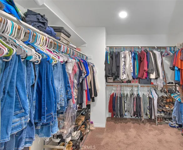 15610 Clove Place, Fontana, California 92336