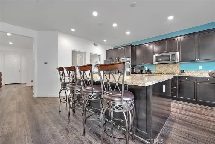 15610 Clove Place, Fontana, California 92336