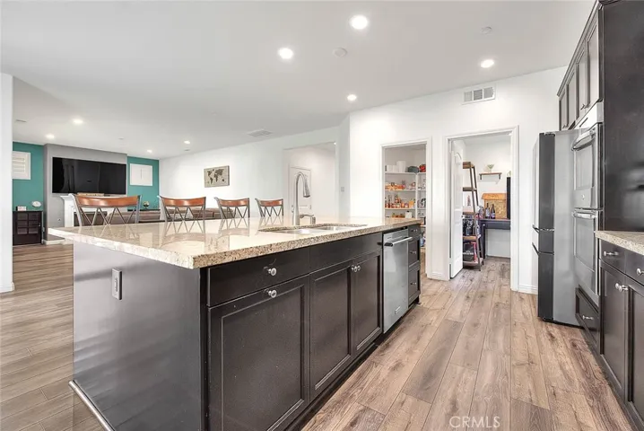 15610 Clove Place, Fontana, California 92336
