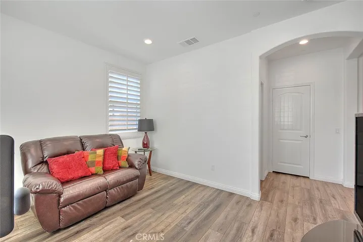 15610 Clove Place, Fontana, California 92336