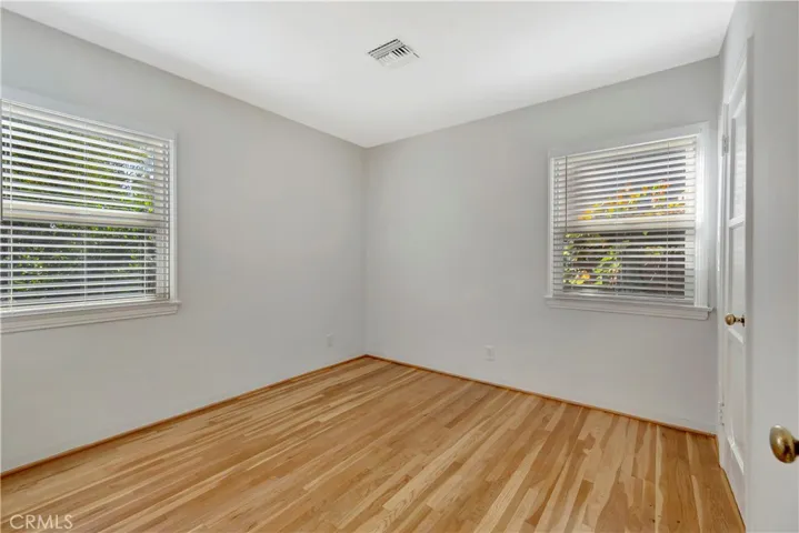 6428 Densmore Avenue, Lake Balboa, California 91406